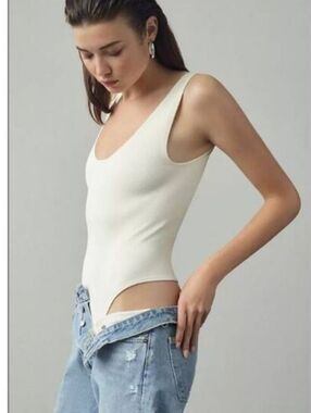 Anthropologie Cream Ribbed V-Neck Bodysuit with Back Strap Detail